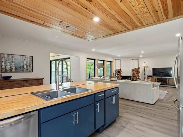 6101 Bridlington CIR, Austin TX 78745