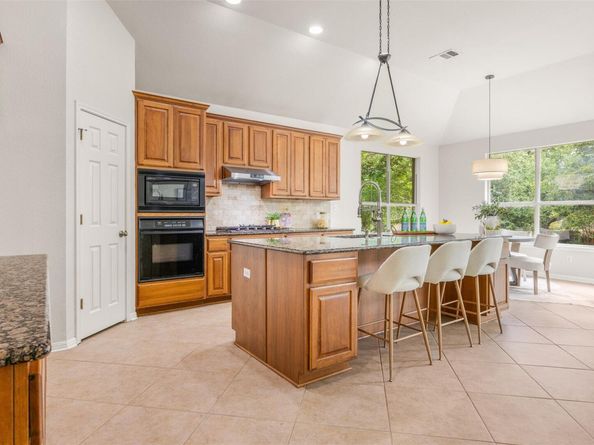 9921 Bundoran DR, Austin TX 78717