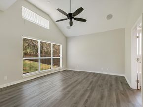 408 Cargill DR, Spicewood TX 78669