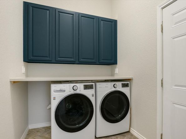 408 Cargill DR, Spicewood TX 78669