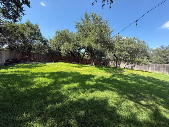 408 Cargill DR, Spicewood TX 78669