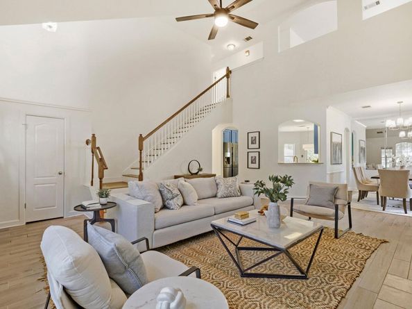 7125 Quimper LN, Austin TX 78749