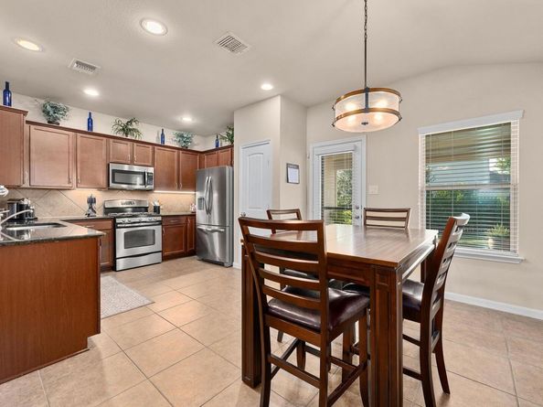 1108 April Meadows LOOP, Georgetown TX 78626
