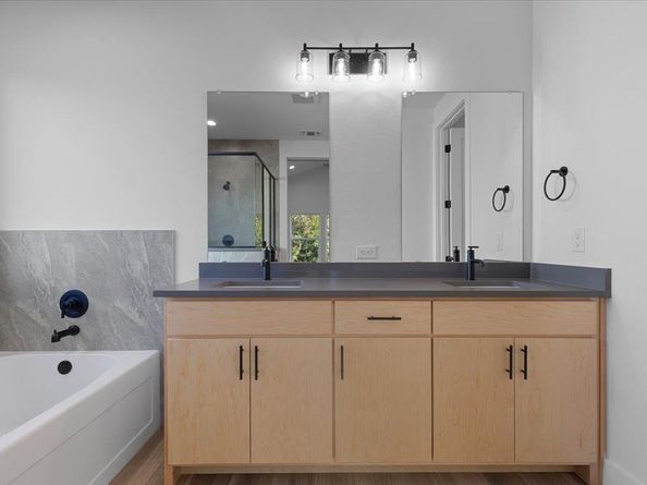 9801 Petrichor BLVD, Manor TX 78653