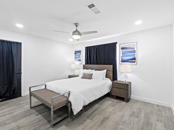 3520 Highland View DR, Austin TX 78731