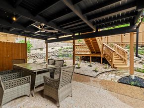 3520 Highland View DR, Austin TX 78731