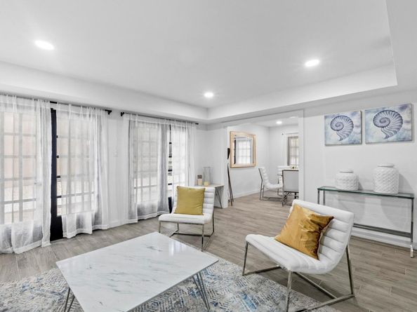 3520 Highland View DR, Austin TX 78731