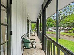 3520 Highland View DR, Austin TX 78731