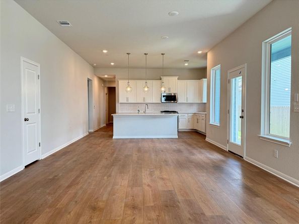 8516 Dongan DR, Austin TX 78744