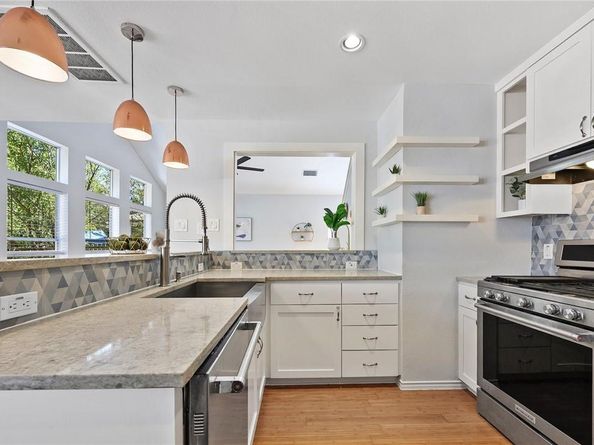 8117 Almondsbury LN, Austin TX 78748