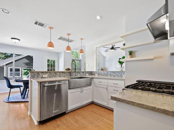 8117 Almondsbury LN, Austin TX 78748