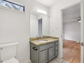 2507 Quarry RD D, Austin TX 78703