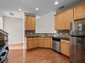 2210 Onion Creek PKWY 503, Austin TX 78747