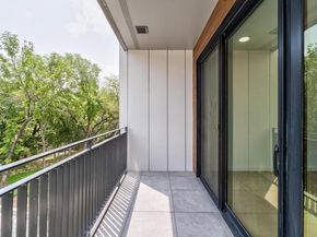 2209 S 1st ST 206, Austin TX 78704