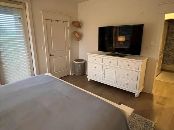 6712 Lantern View DR 303, Jonestown TX 78645