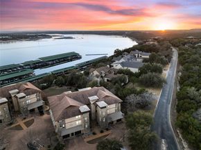 6712 Lantern View DR 303, Jonestown TX 78645