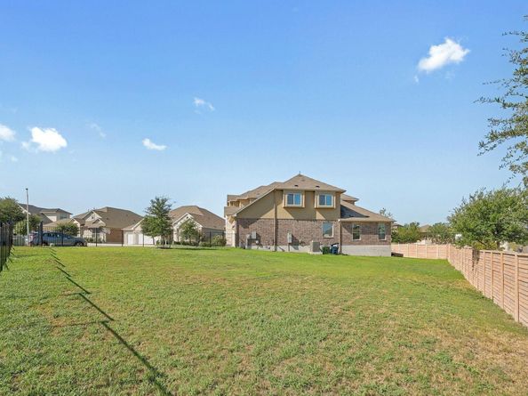 1136 Almeria BND, Leander TX 78641