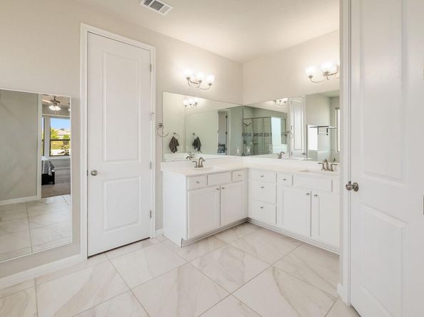 1136 Almeria BND, Leander TX 78641