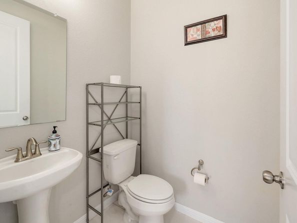 1136 Almeria BND, Leander TX 78641