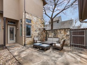 2002 Kinney Ave A, Austin TX 78704
