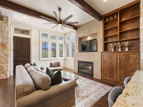 2002 Kinney Ave A, Austin TX 78704