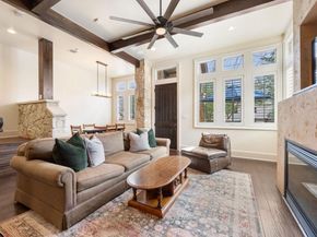 2002 Kinney Ave A, Austin TX 78704