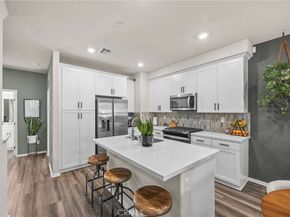 1752 Cayton Loop, West Covina CA 91790