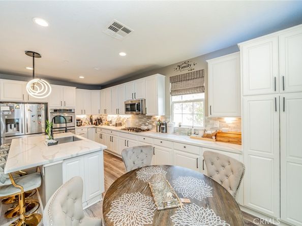 6072 Blossom Place, Rancho Cucamonga CA 91739