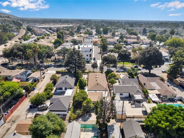 279 N 11th Avenue, Upland CA 91786