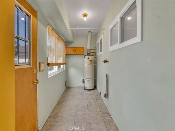 279 N 11th Avenue, Upland CA 91786