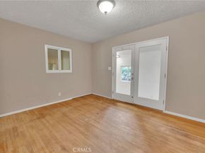 279 N 11th Avenue, Upland CA 91786