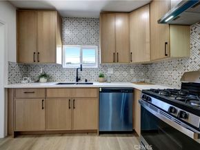 3515 S Norton, Los Angeles CA 90018