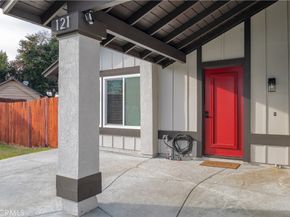 121 Genoa, Upland CA 91786