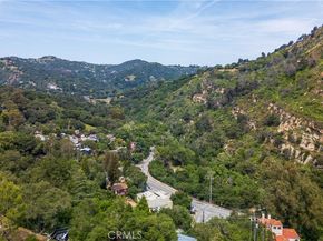 432 Fernwood Pacific, Topanga CA 90290