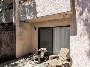 9906 Owensmouth 14, Chatsworth CA 91311