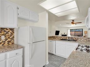 9906 Owensmouth 14, Chatsworth CA 91311