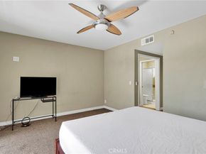 9906 Owensmouth 14, Chatsworth CA 91311