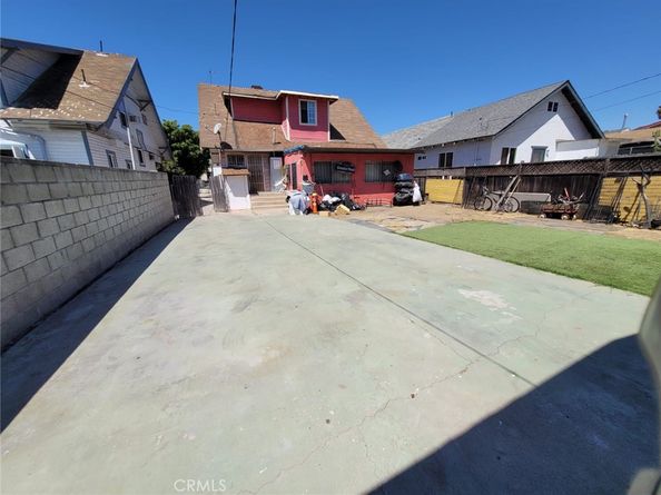 2920 Van Buren Place, Los Angeles CA 90007