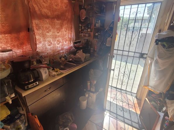 2920 Van Buren Place, Los Angeles CA 90007