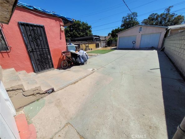 2920 Van Buren Place, Los Angeles CA 90007