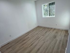 1217 E 22nd St Street, Los Angeles CA 90011