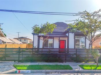 8924 S Budlong Avenue