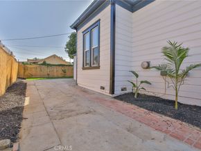 8924 S Budlong Avenue, Los Angeles CA 90044