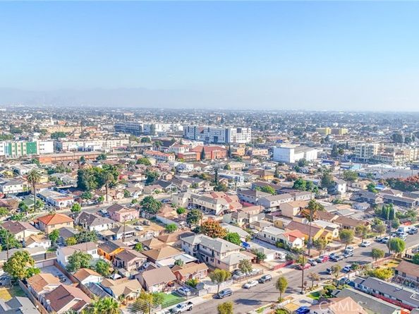8924 S Budlong Avenue, Los Angeles CA 90044