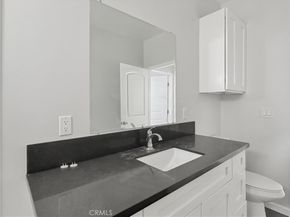 6915 Bonsallo, Los Angeles CA 90044