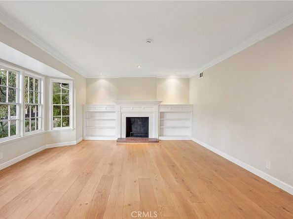 2252 Verde Oak, Los Angeles CA 90068