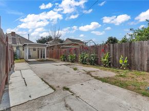 657 E 53rd, Los Angeles CA 90011