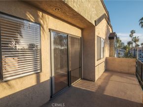 1140 Pacific Ave 20, Long Beach CA 90813