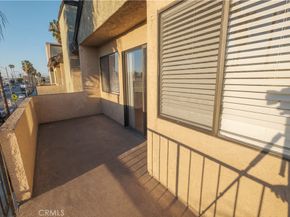 1140 Pacific Ave 20, Long Beach CA 90813