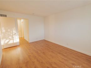 1140 Pacific Ave 20, Long Beach CA 90813